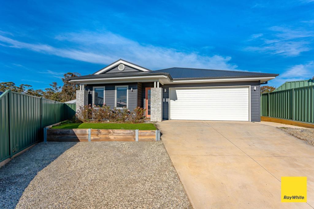 3 Cortland Cl, Kangaroo Flat, VIC 3555