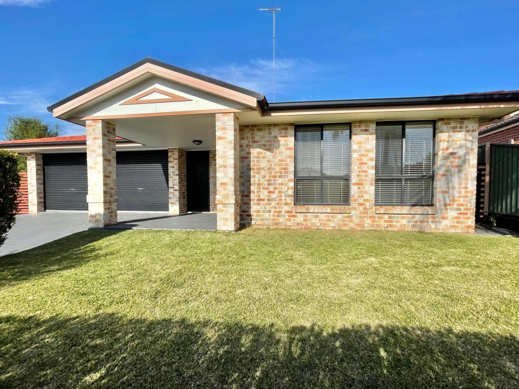 22 Pinehurst Ave, Glenmore Park, NSW 2745