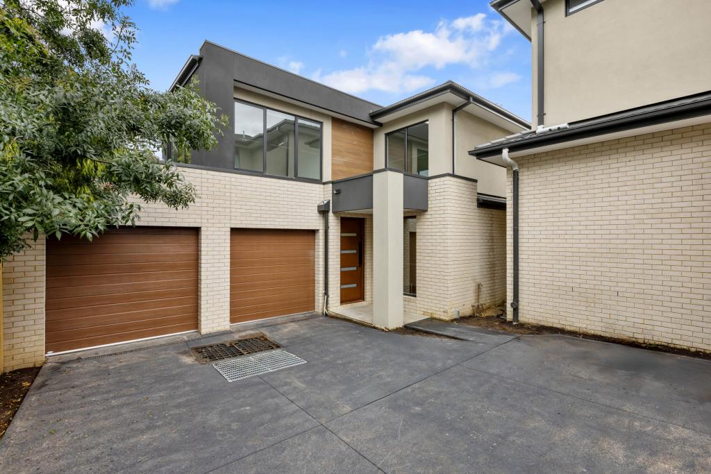 47B TALBOT RD, MOUNT WAVERLEY, VIC 3149