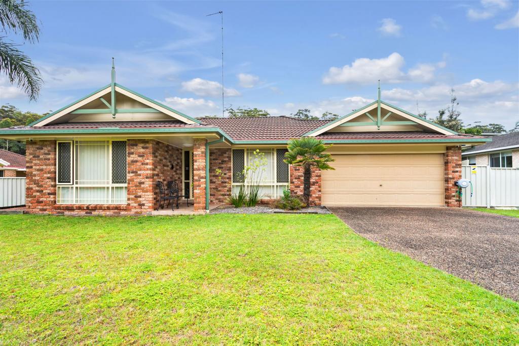 65 Bagnall Beach Rd, Corlette, NSW 2315