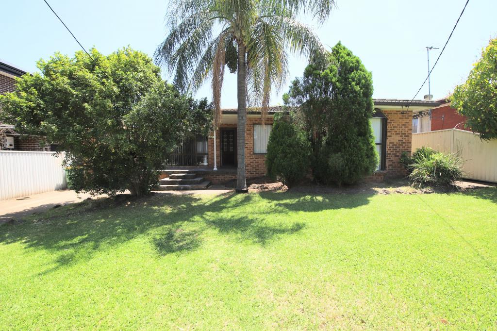 102 Rex Rd, Georges Hall, NSW 2198