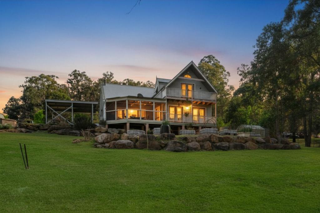 190 Burnt Arm Rd, Putty, NSW 2330
