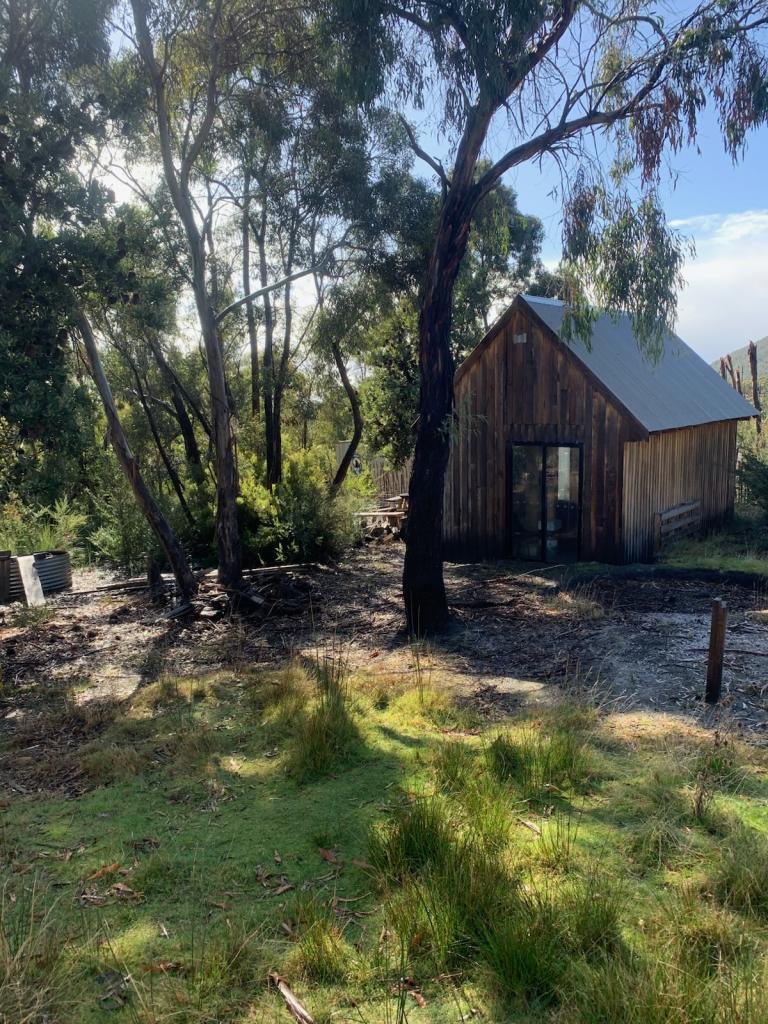 48 BANKSIA AVE, SISTERS BEACH, TAS 7321