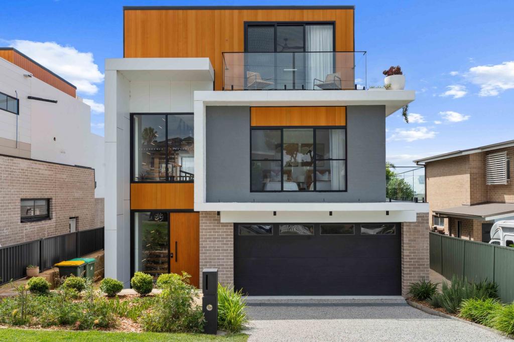 78 Macquarie Gr, Caves Beach, NSW 2281