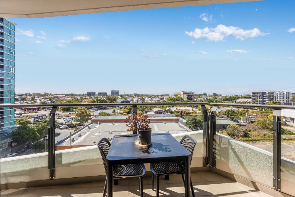 710/37B HARBOUR RD, HAMILTON, QLD 4007