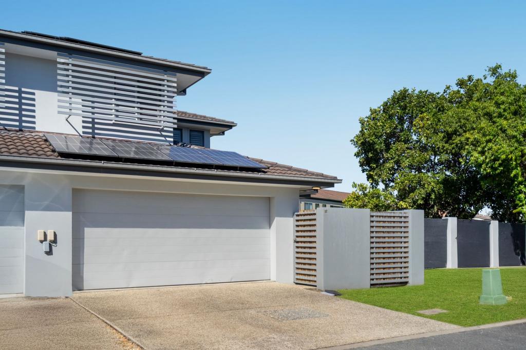 12/2 Catalina Way, Upper Coomera, QLD 4209