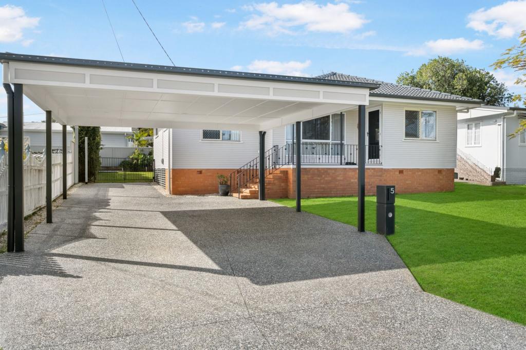 5 TAINTON ST, CLONTARF, QLD 4019