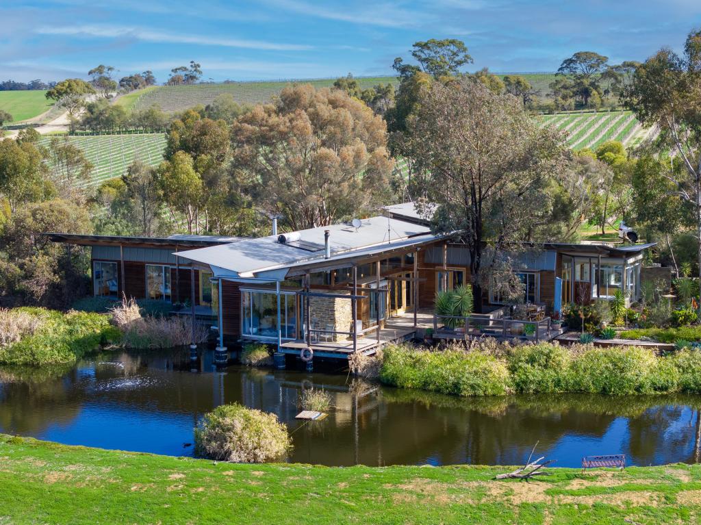 96 Greenwood Park Rd, Auburn, SA 5451