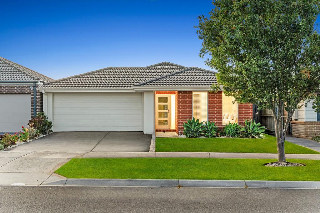 9 Hollywell Rd, Clyde North, VIC 3978