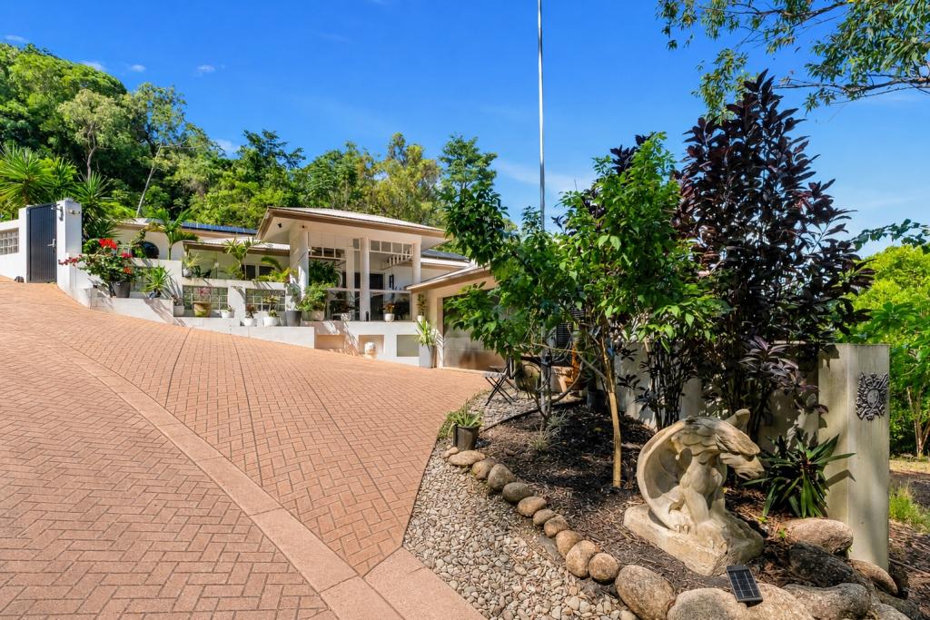 51 Crowsnest Tce, Trinity Beach, QLD 4879