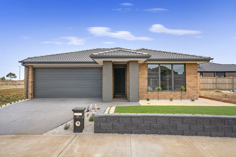 21 Stockport Cres, Thornhill Park, VIC 3335