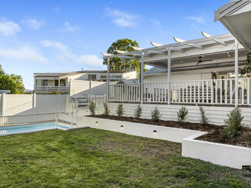 7 Maralinga Dr, Ashmore, QLD 4214