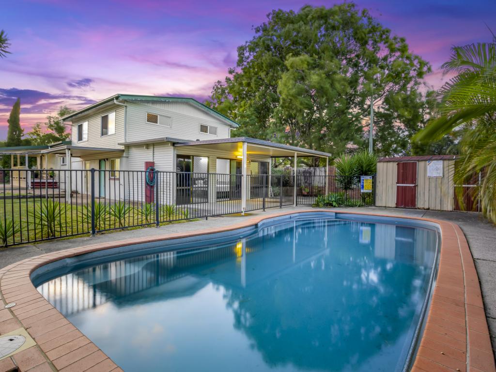 10 Hedge St, Strathpine, QLD 4500