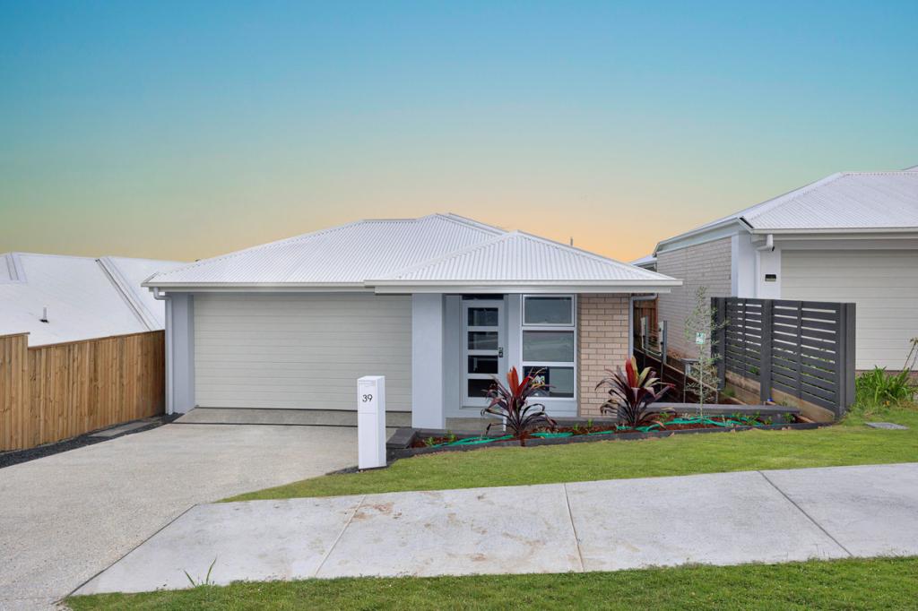 39 Lapwing Cres, Bellbird Park, QLD 4300