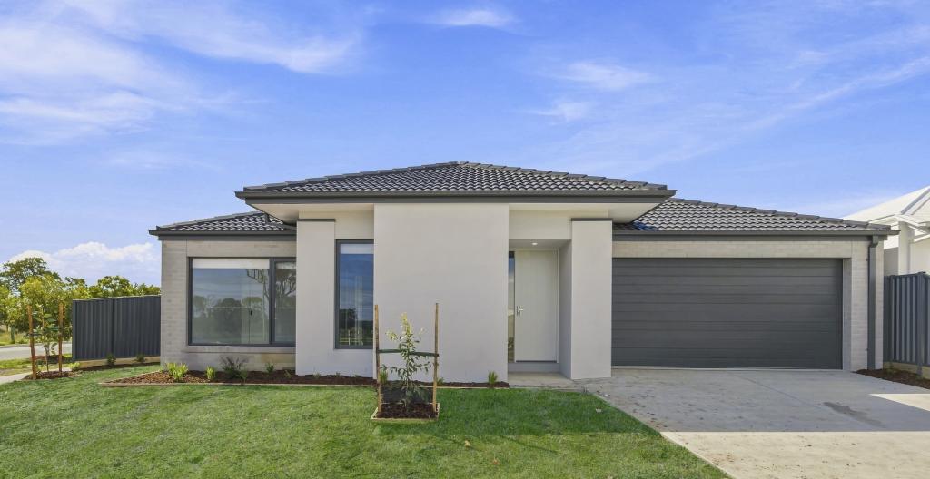 34 Lee Rd, Lucas, VIC 3350