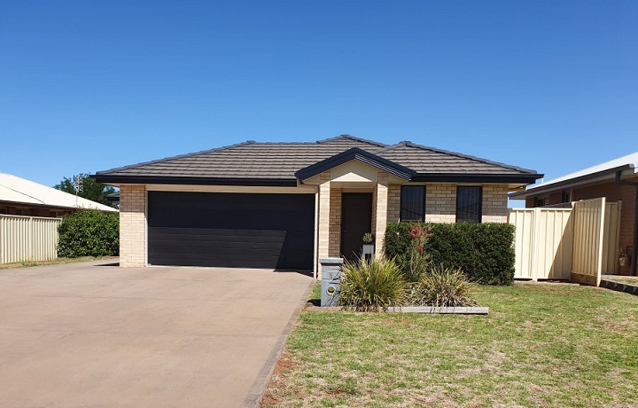 4 Volta Ave, Dubbo, NSW 2830