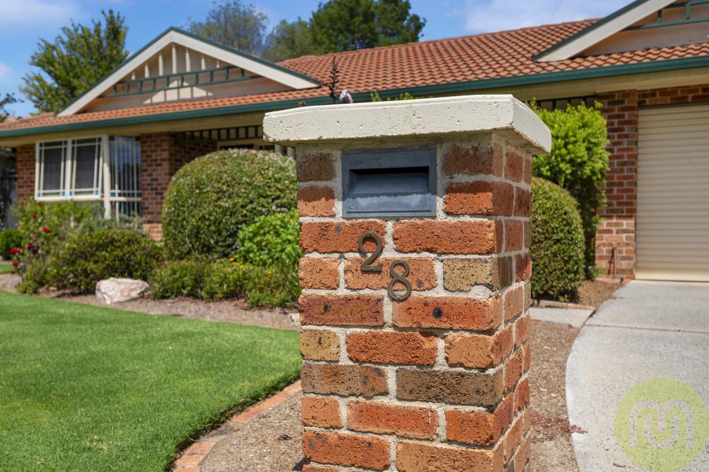 28 Preddey Way, Gordon, ACT 2906