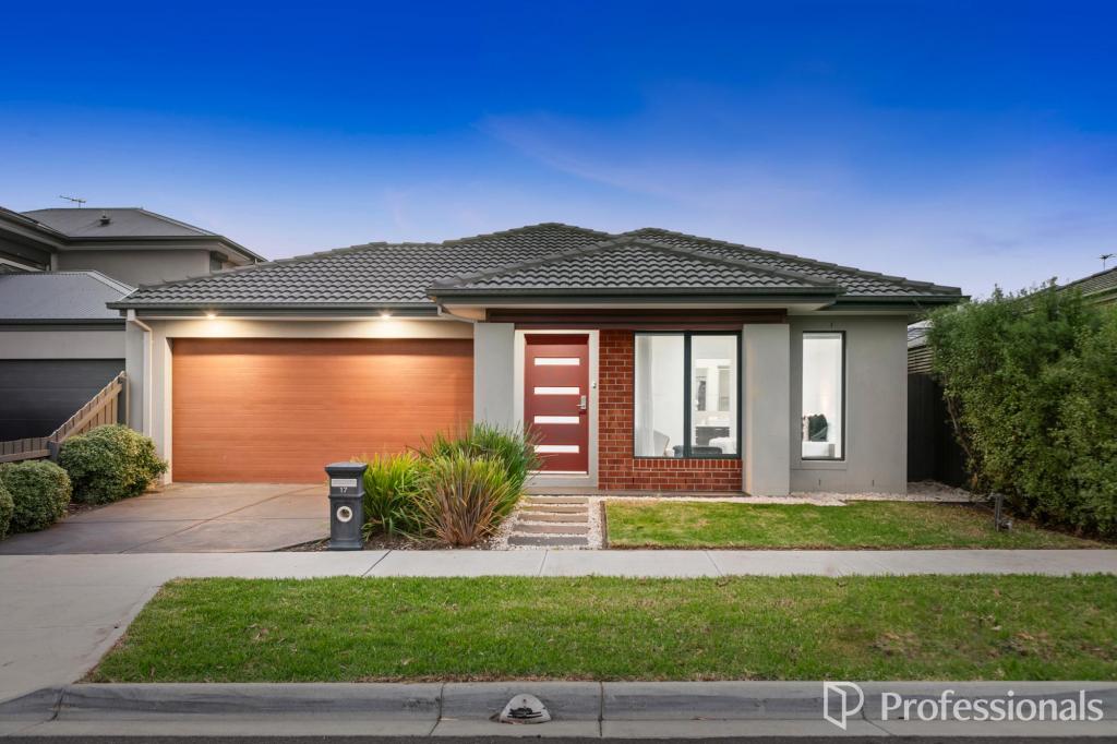 17 TANBAR ST, FRASER RISE, VIC 3336