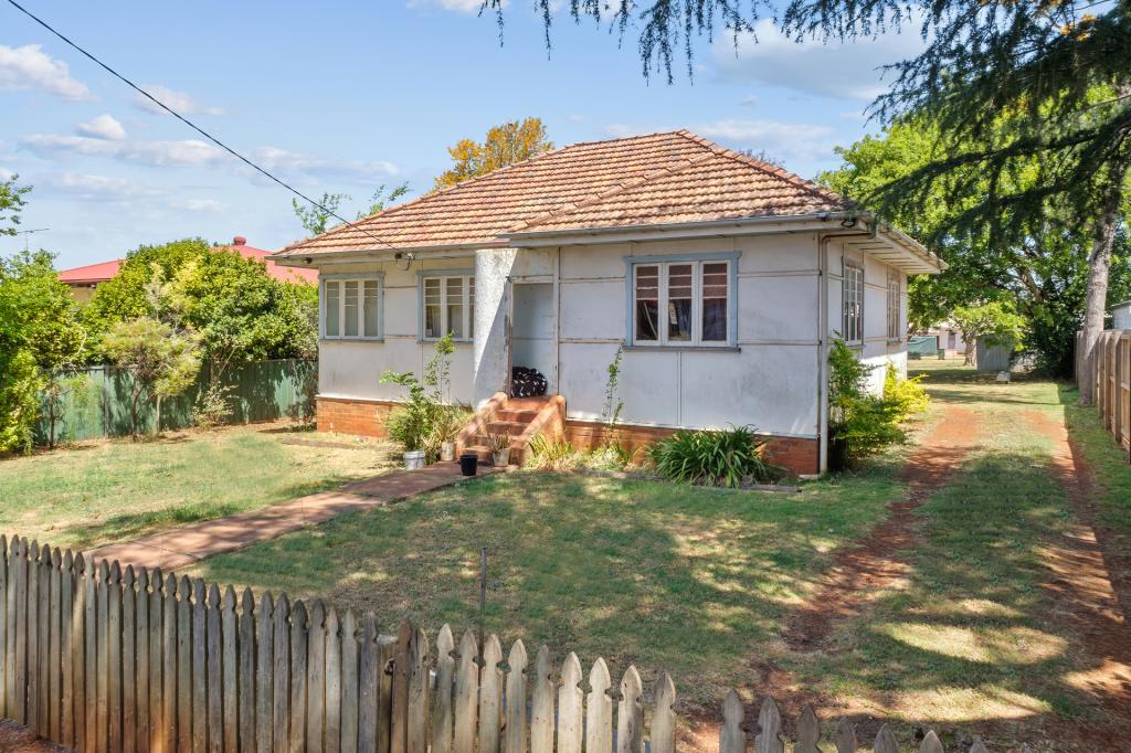 36 Vacy St, Newtown, QLD 4350