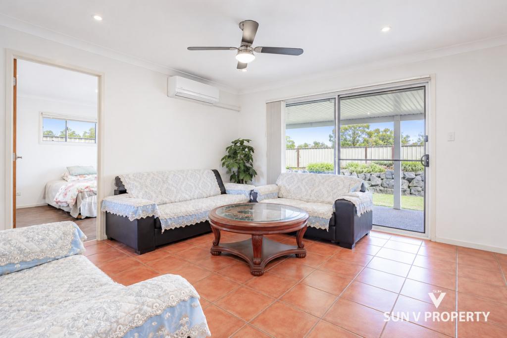 15 Sutherland Cres, Goodna, QLD 4300