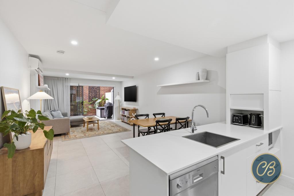 8/66 Gamelin Cres, Stafford, QLD 4053