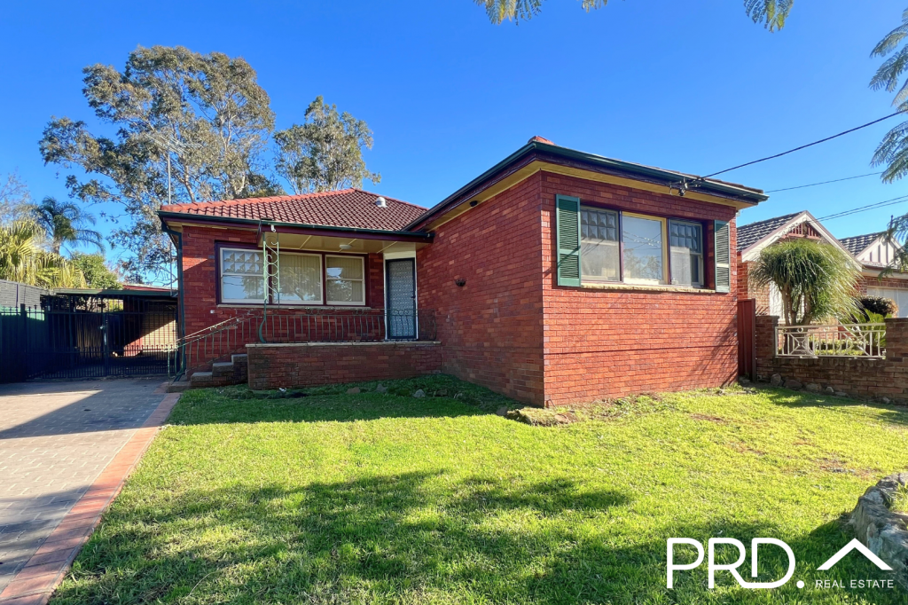 16 Ellen St, Panania, NSW 2213