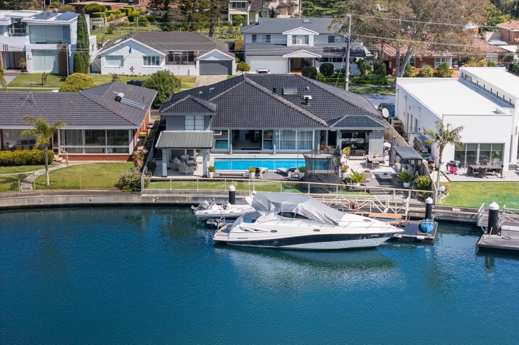 156 BELGRAVE ESP, SYLVANIA WATERS, NSW 2224