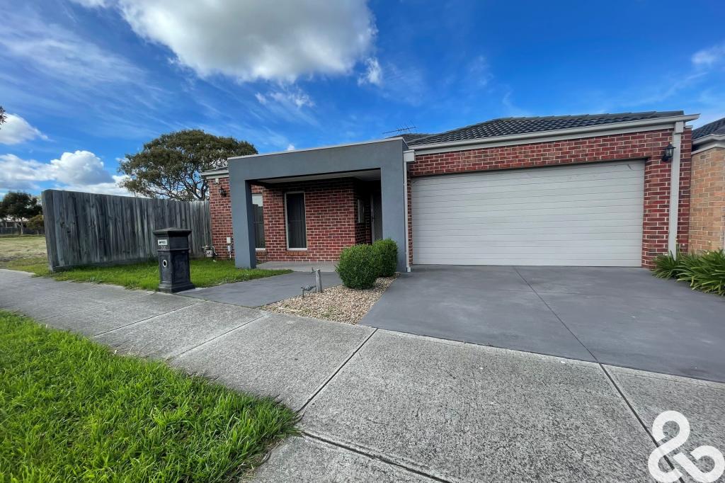 300 The Lakes Bvd, South Morang, VIC 3752