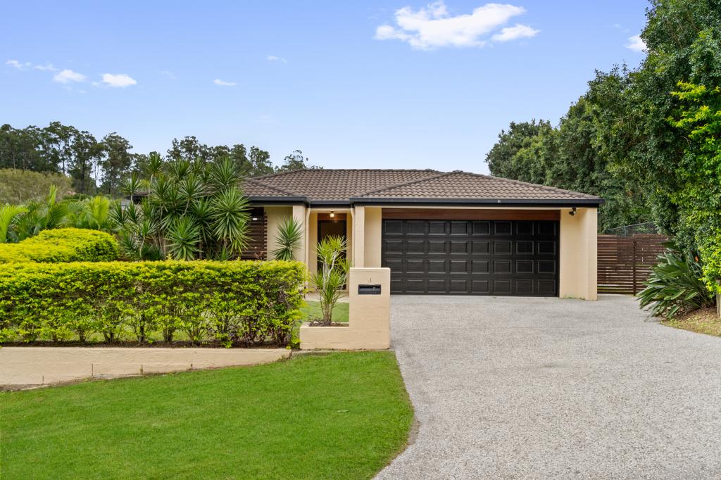 4 Bauple St, Albany Creek, QLD 4035