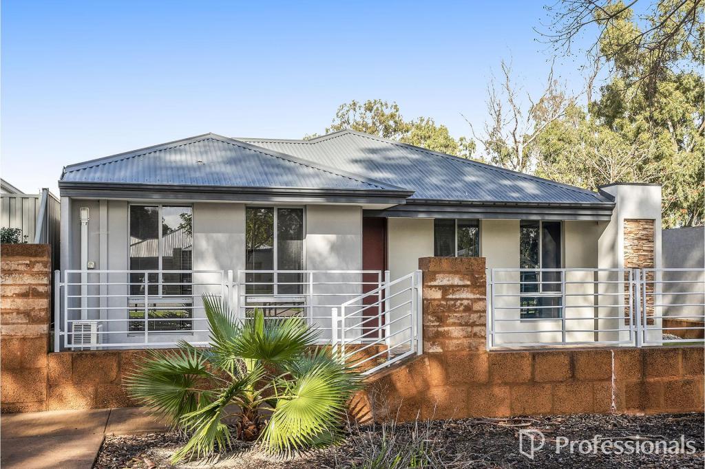 10 Lowe Way, Byford, WA 6122