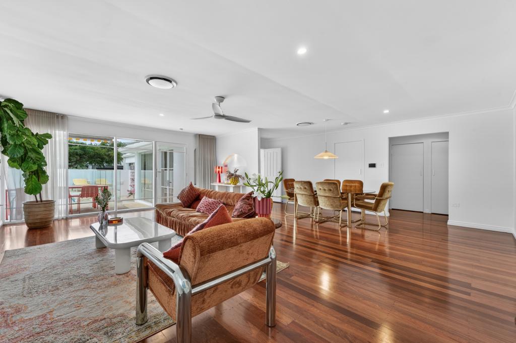 15 Allawah St, Bundall, QLD 4217