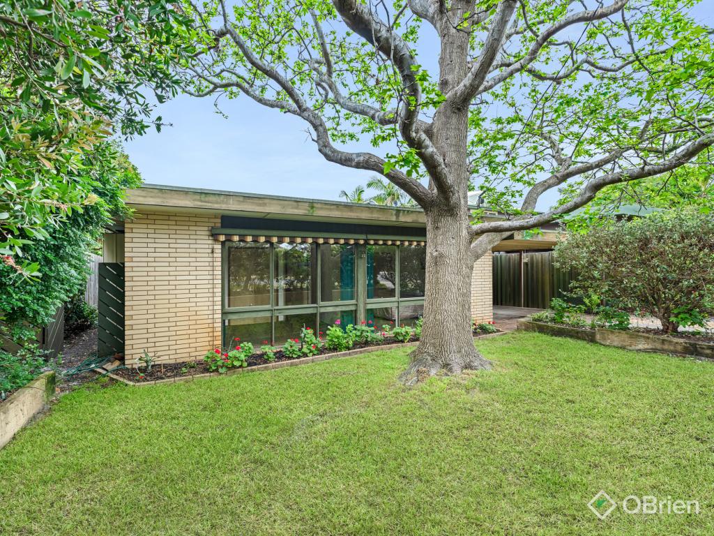 11 Wunalla Rd, Seaford, VIC 3198