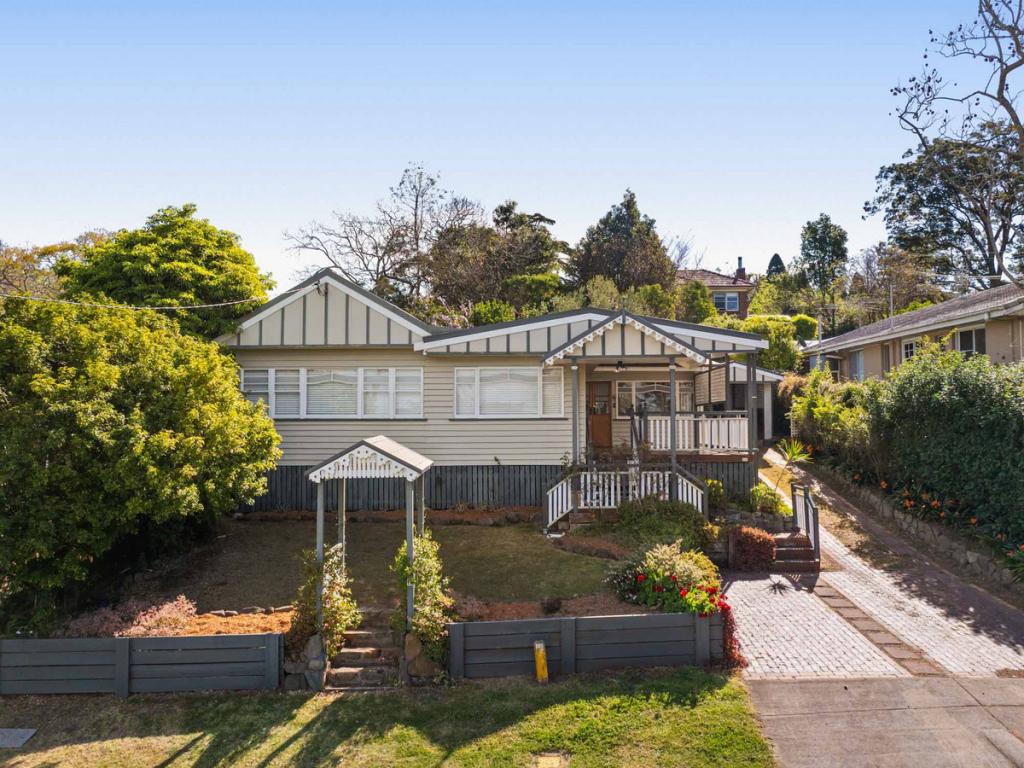 1a Curzon St, Mount Lofty, QLD 4350