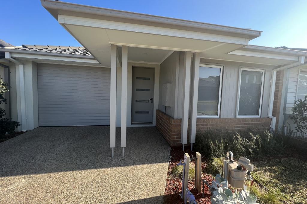 15 Metallic Way, Cranbourne South, VIC 3977