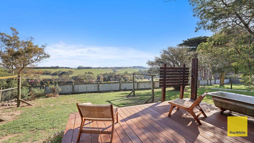 20 Larkin Rd, Fish Creek, VIC 3959
