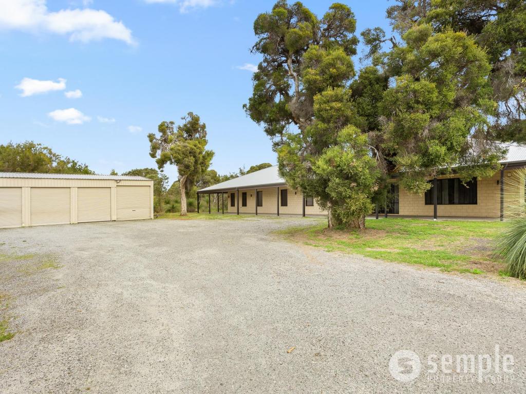 176 Craddon Rd, Oakford, WA 6121