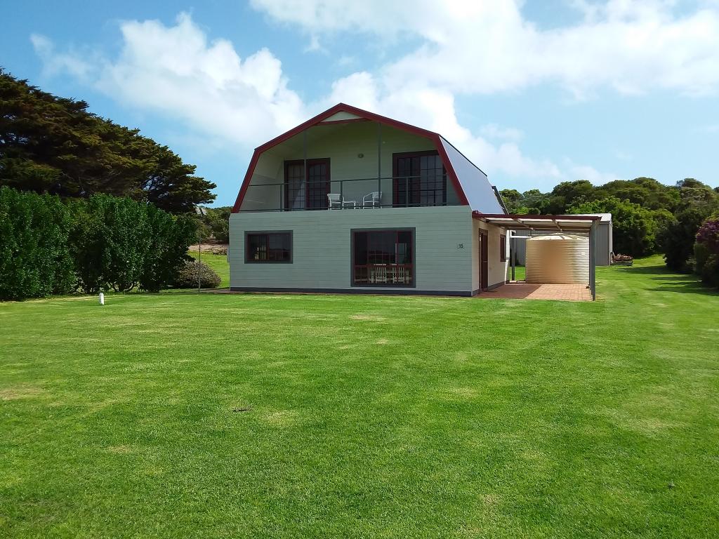 15 Sneaths Rd, Boatswain Point, SA 5275