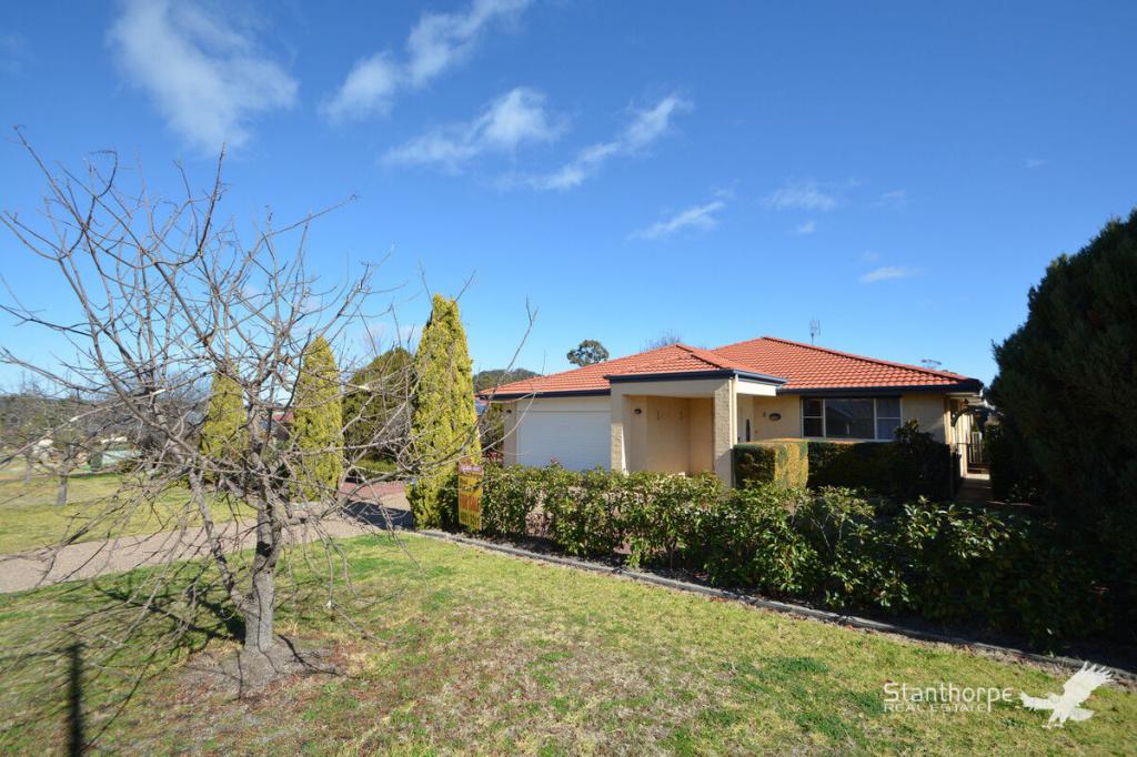 12 Fairway Cres, Stanthorpe, QLD 4380