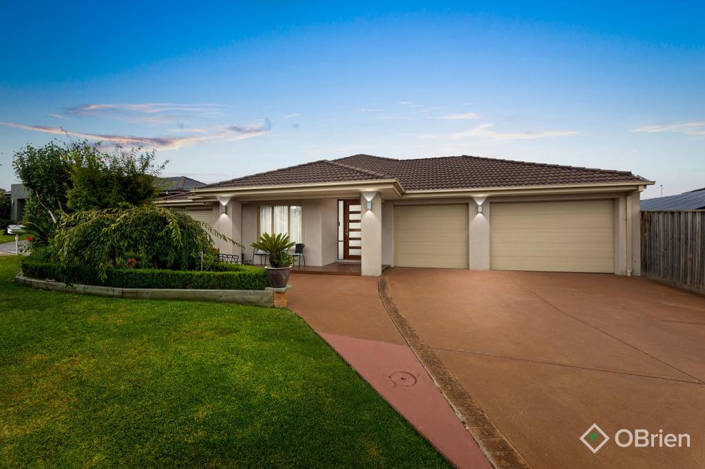 8 MARCANNA PL, BEACONSFIELD, VIC 3807