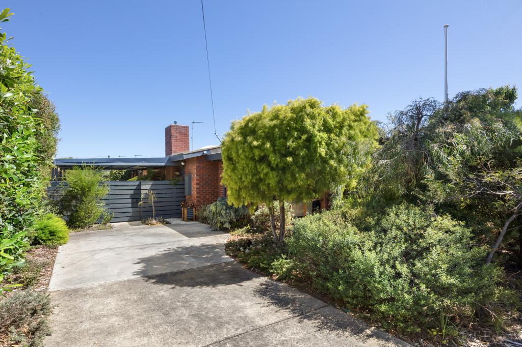 142 ASBURY ST, OCEAN GROVE, VIC 3226