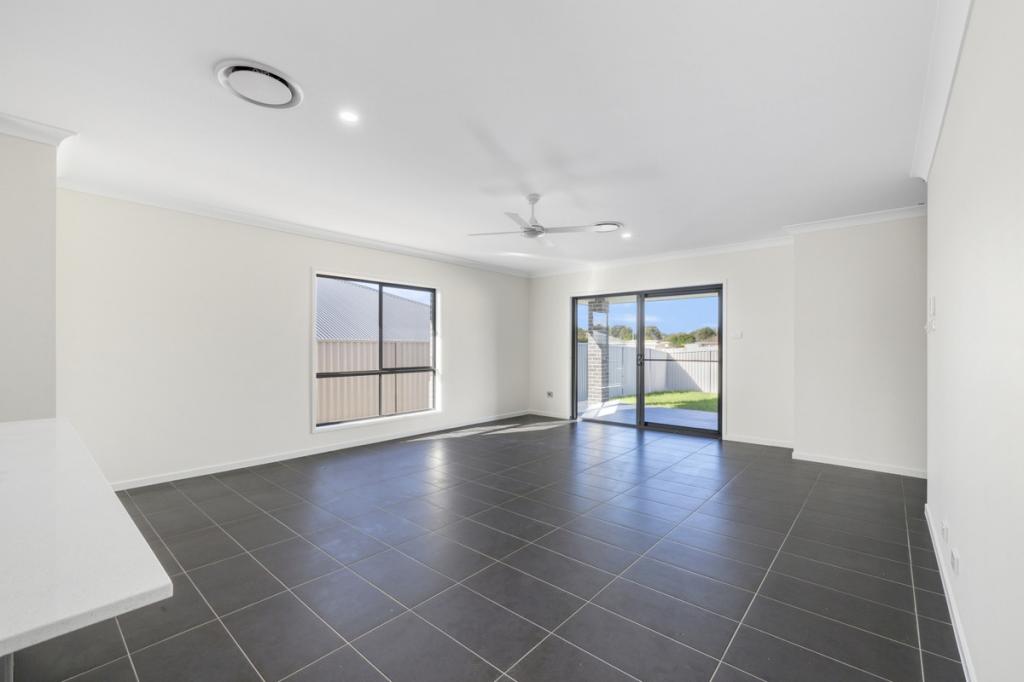 10 Freesia Pl, Port Macquarie, NSW 2444
