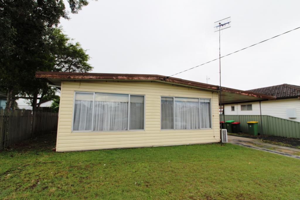 69 Lone Pine Ave, Umina Beach, NSW 2257