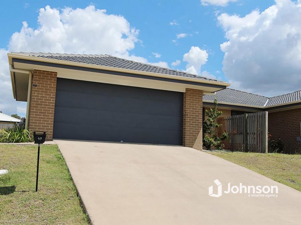 1/7 Kestrel St, Lowood, QLD 4311
