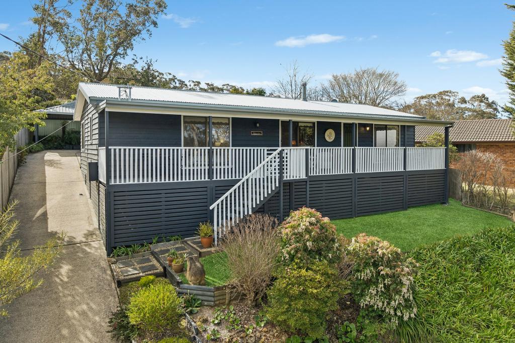 48 Banksia Rd, Wentworth Falls, NSW 2782