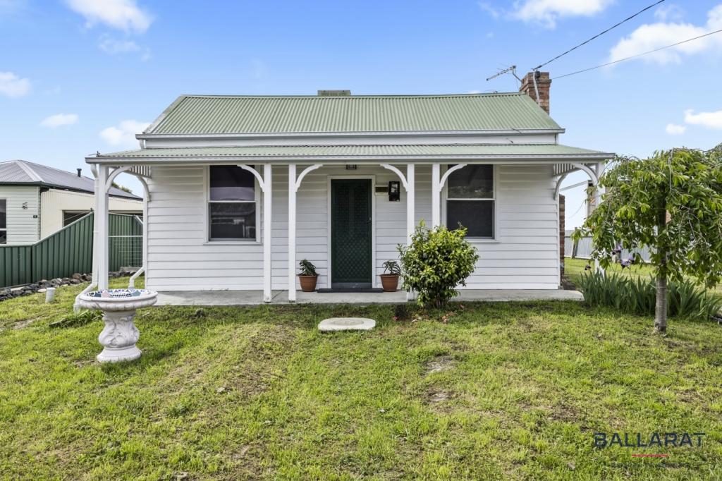 4 Miller St, Sebastopol, VIC 3356