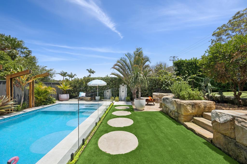 1 Plymouth Dr, Wamberal, NSW 2260