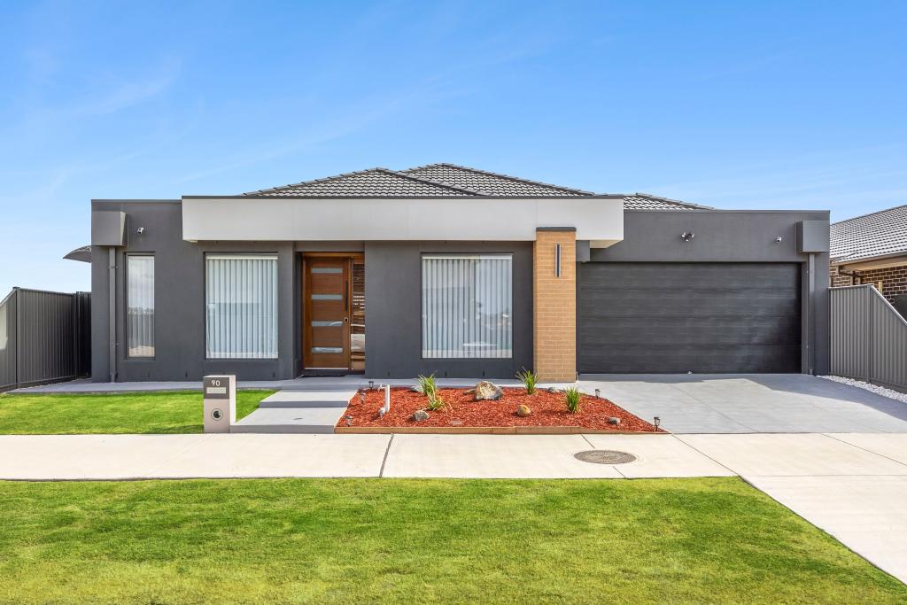 90 WATTLEBIRD DR, LARA, VIC 3212