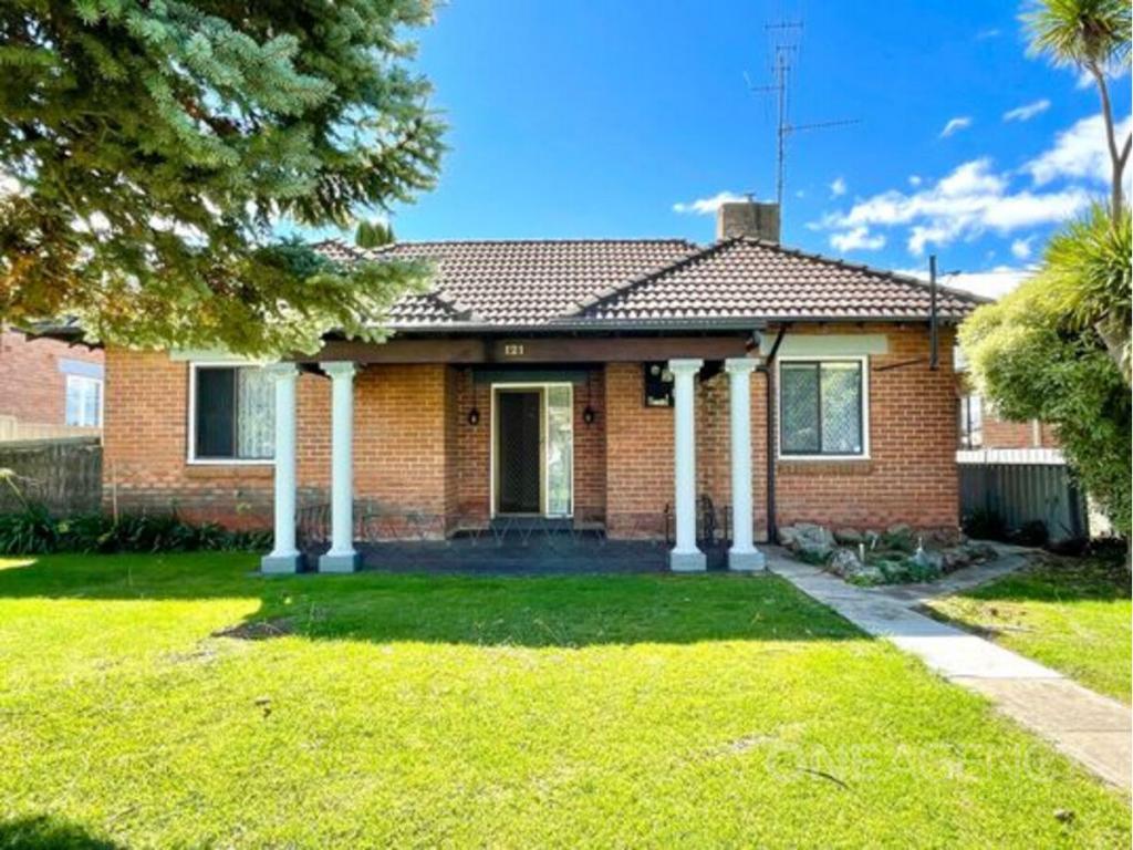 121 Kinghorne St, Goulburn, NSW 2580