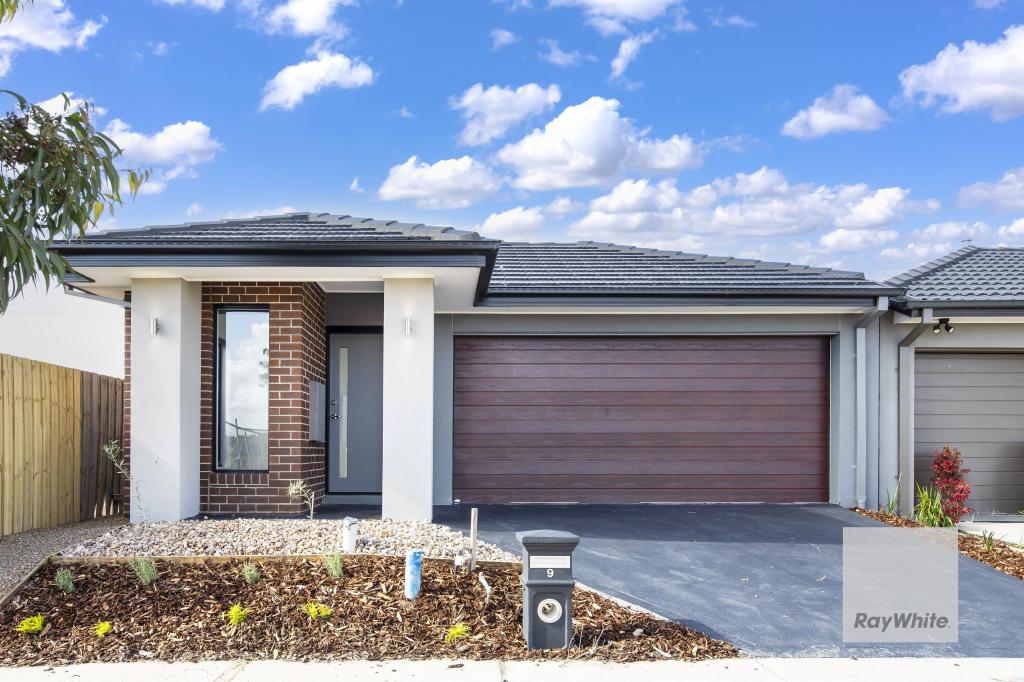 9 Padma Bvd, Fraser Rise, VIC 3336