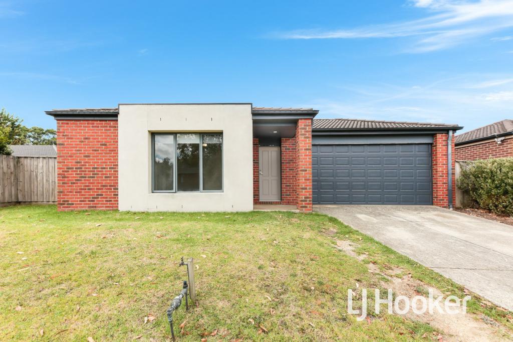 114 Ahern Rd, Pakenham, VIC 3810